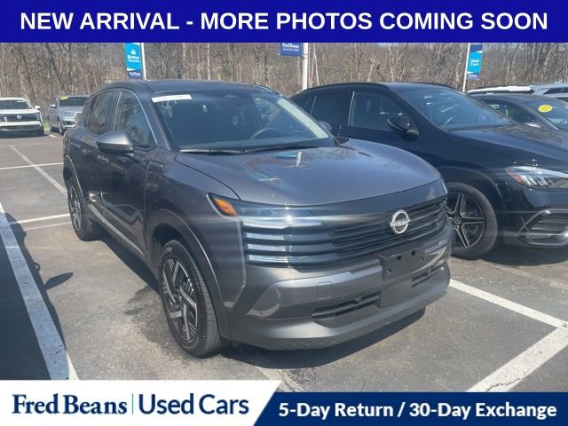 Used 2025 Nissan Kicks SV video 1