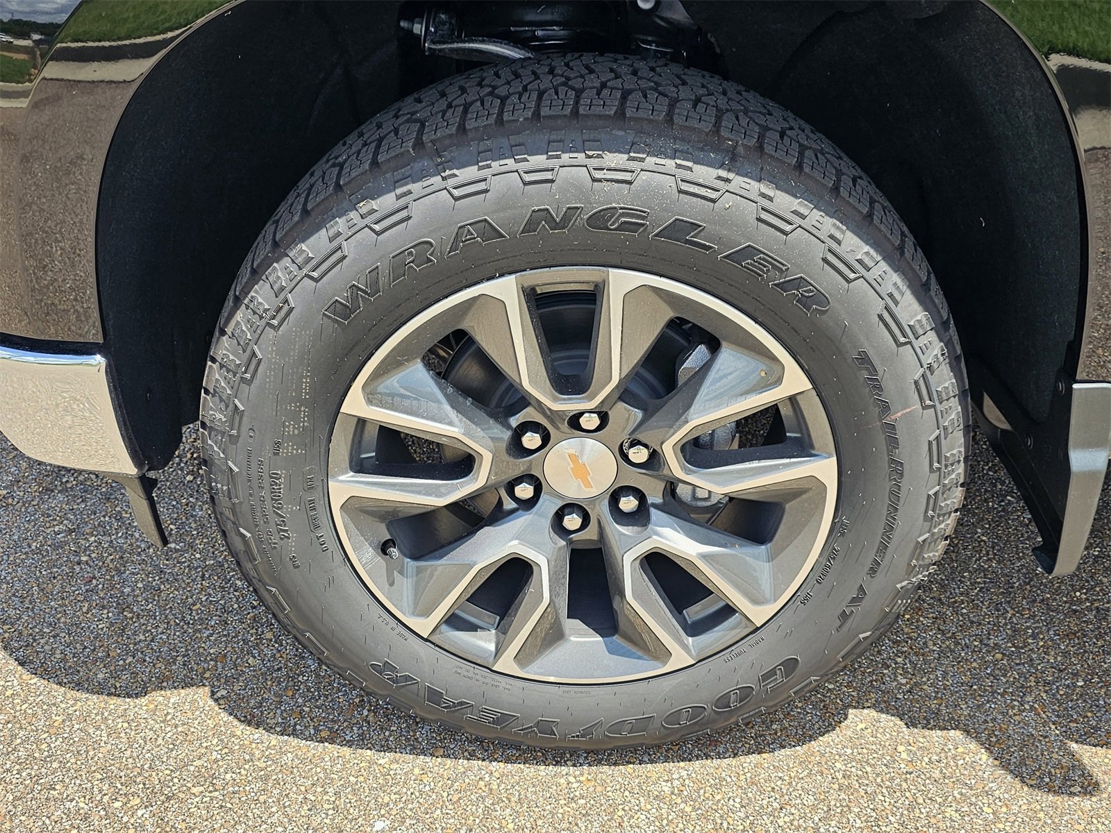 New 2025 Chevrolet Silverado 1500 LT image 24