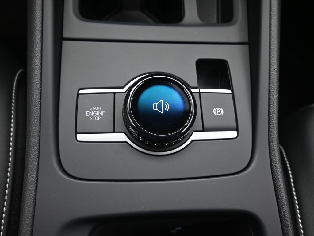 New 2025 Volkswagen Tiguan SE image 14