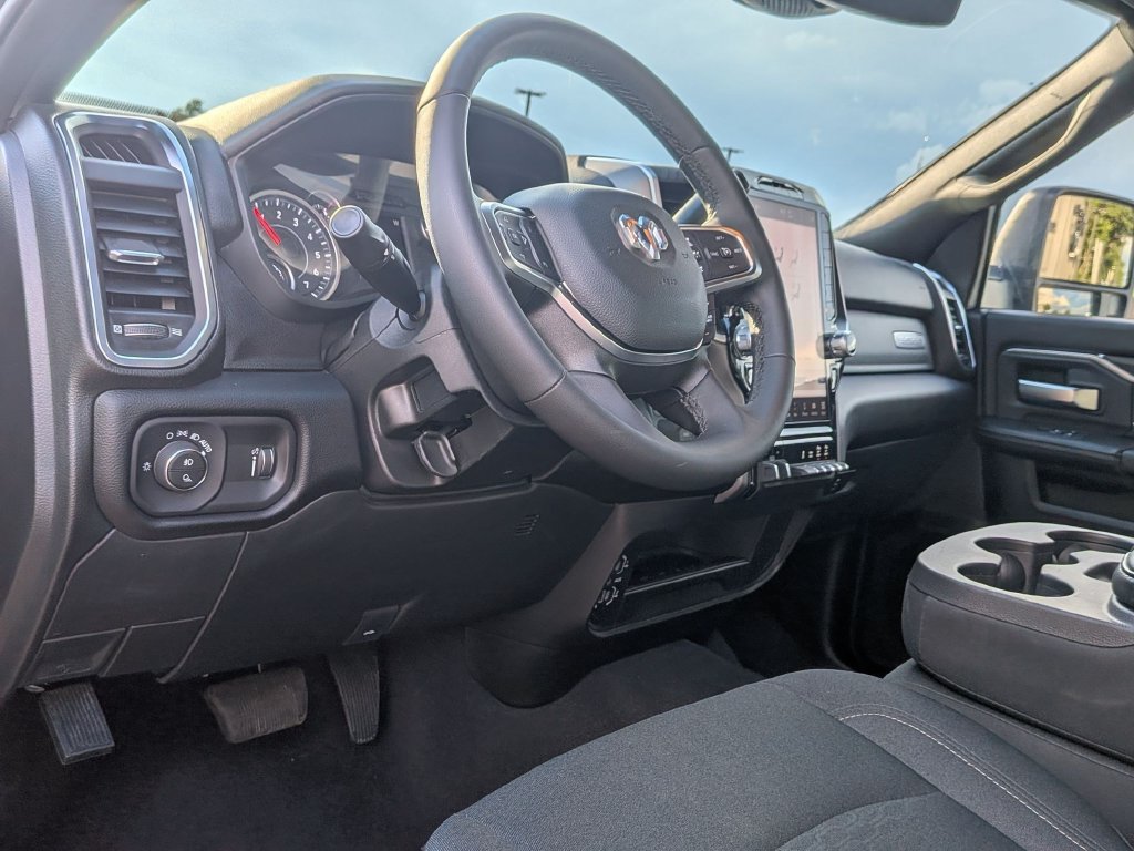 Used 2026 RAM 2500 Big Horn AWD/4WD image 9