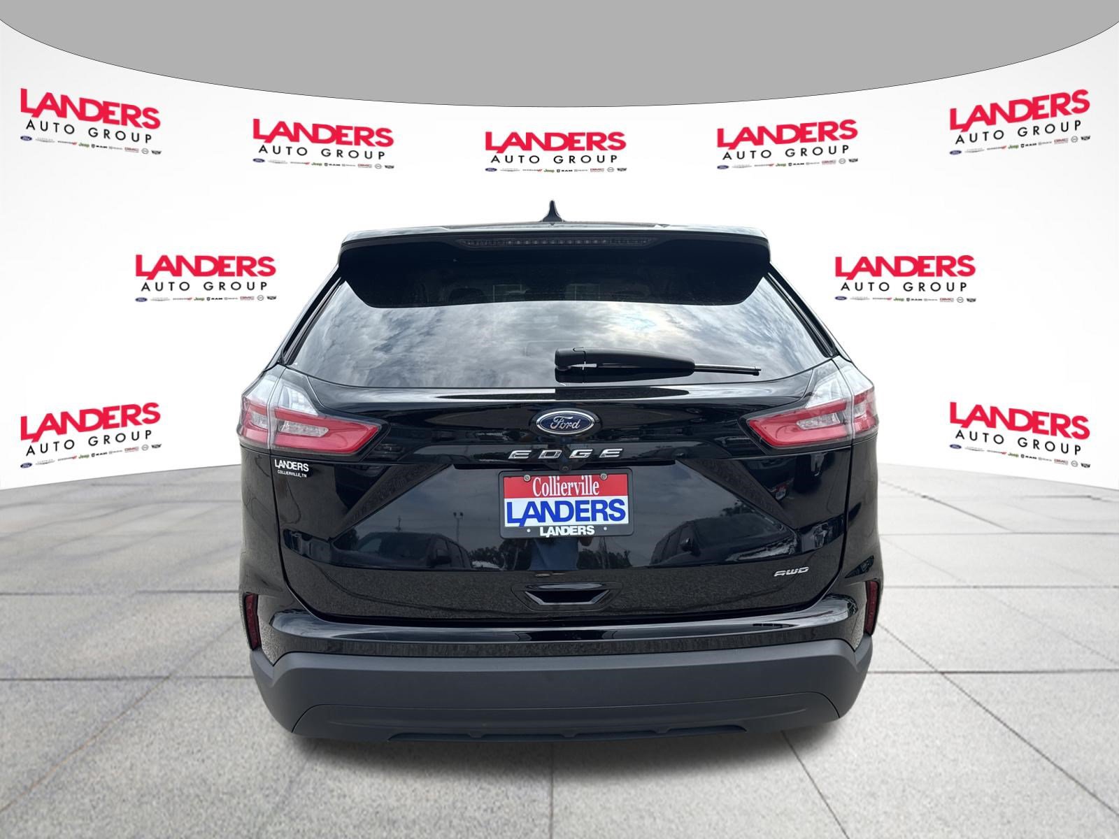 Used 2023 Ford Edge SE AWD/4WD image 4