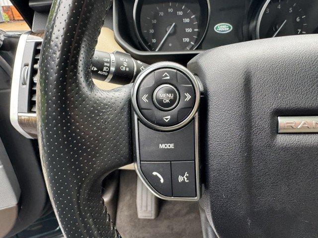 Used 2016 Land Rover Range Rover Sport HSE AWD/4WD image 24