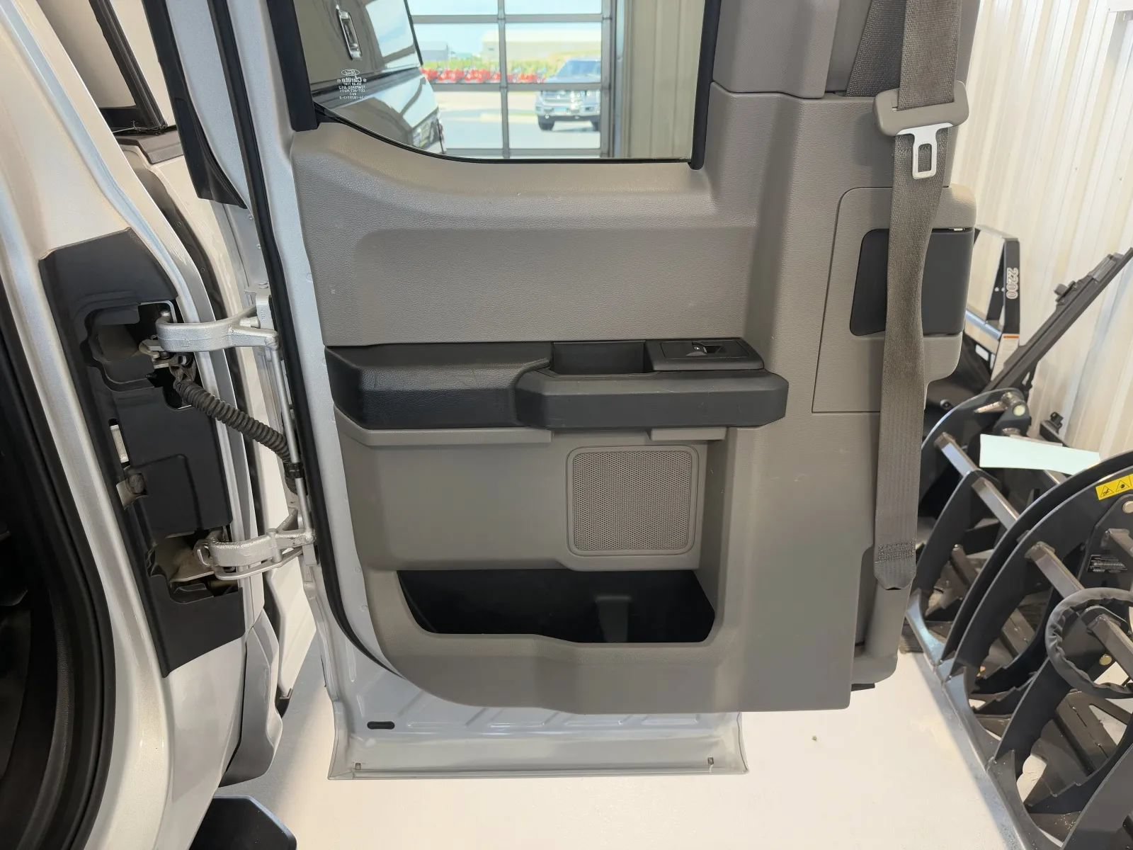 Used 2019 Ford F150 XL w/ Equipment Group 101A Mid AWD/4WD image 13