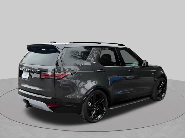 Certified 2026 Land Rover Discovery Limited Edition AWD/4WD image 5