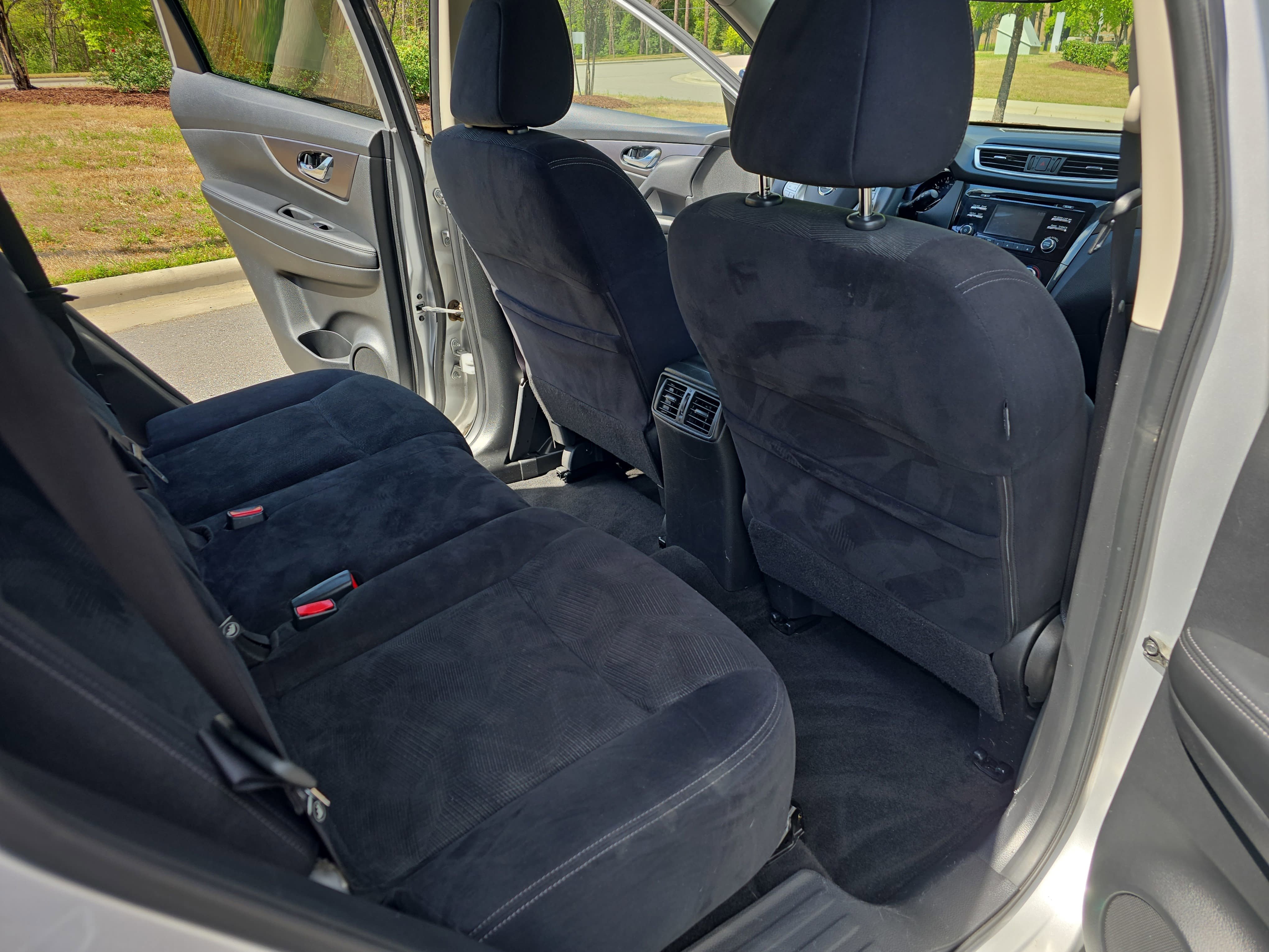Used 2016 Nissan Rogue S image 11