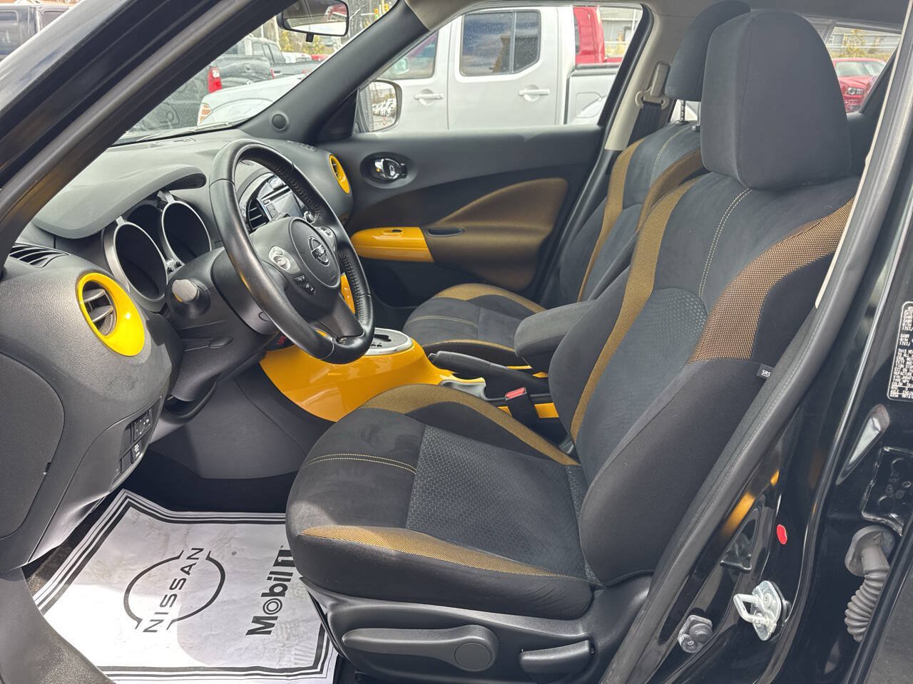 Used 2016 Nissan Juke SV AWD/4WD image 12