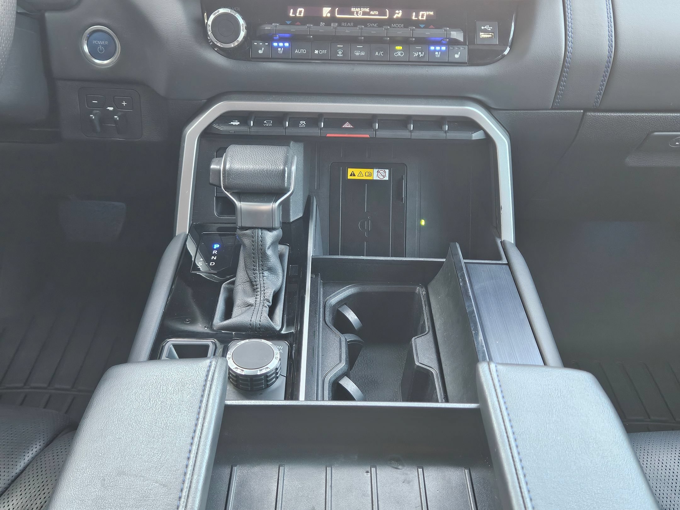 Used 2024 Toyota Sequoia Platinum AWD/4WD image 12