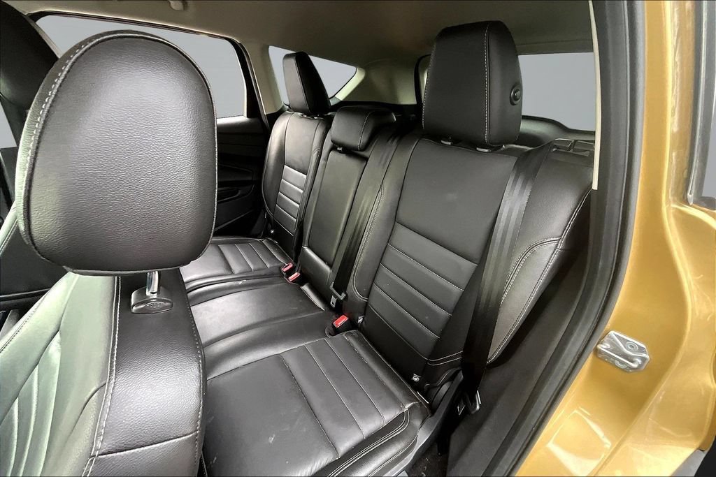 Used 2014 Ford Escape Titanium w/ Equipment Group 401A AWD/4WD image 18