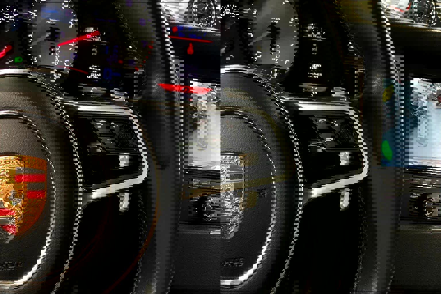 Used 2016 Porsche Macan S image 23