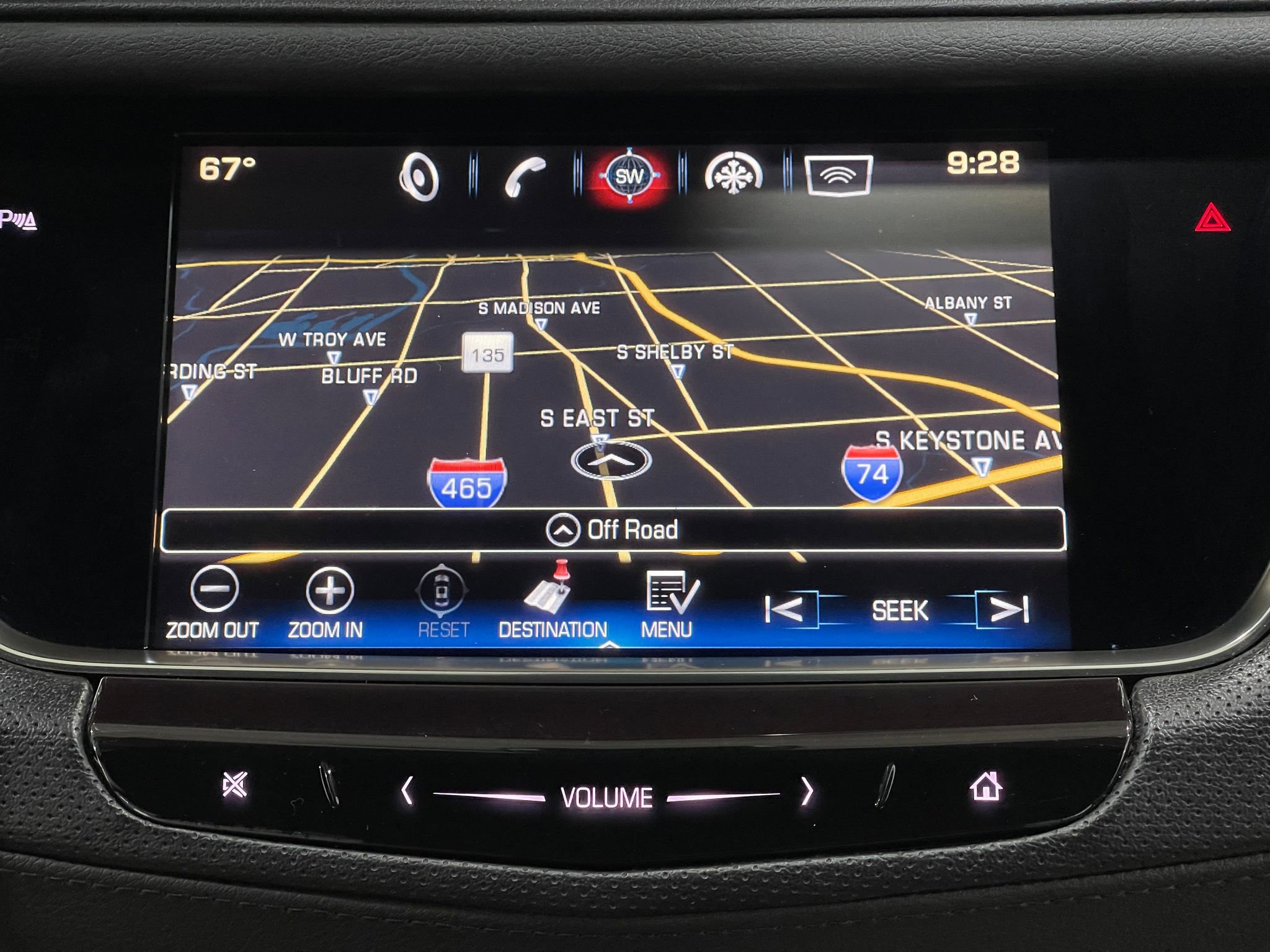 Used 2017 Cadillac XT5 Luxury w/ Driver Awareness Package image 10