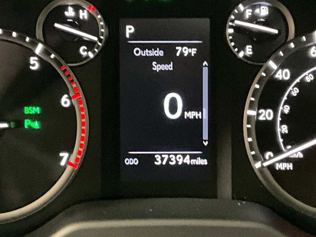 Used 2022 Lexus GX 460 Premium w/ Premium Package image 17