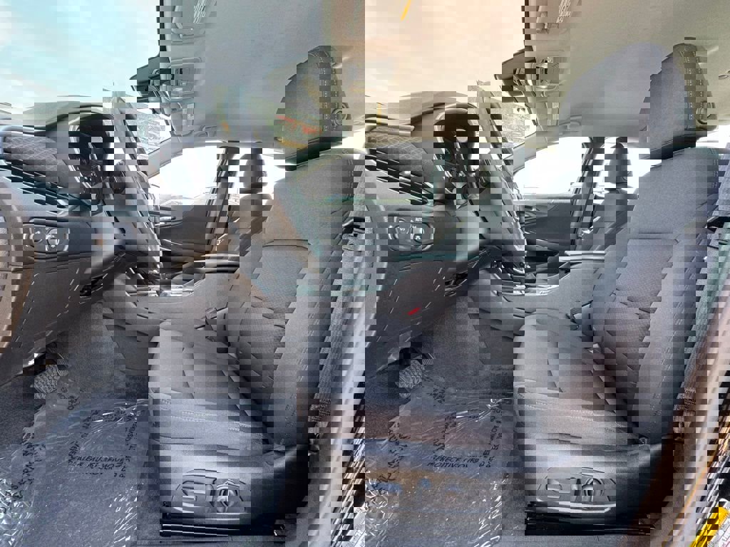 Used 2024 Chevrolet Malibu LT image 24