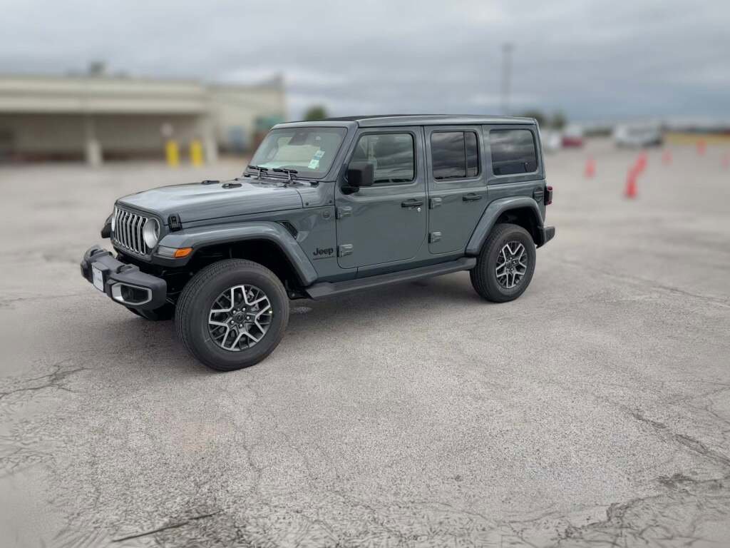 New 2026 Jeep Wrangler Sahara image 4