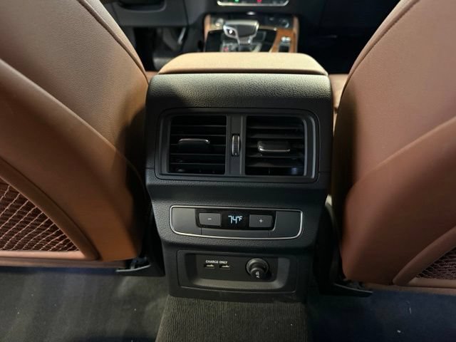 Used 2021 Audi Q5 e Premium Plus AWD/4WD image 24