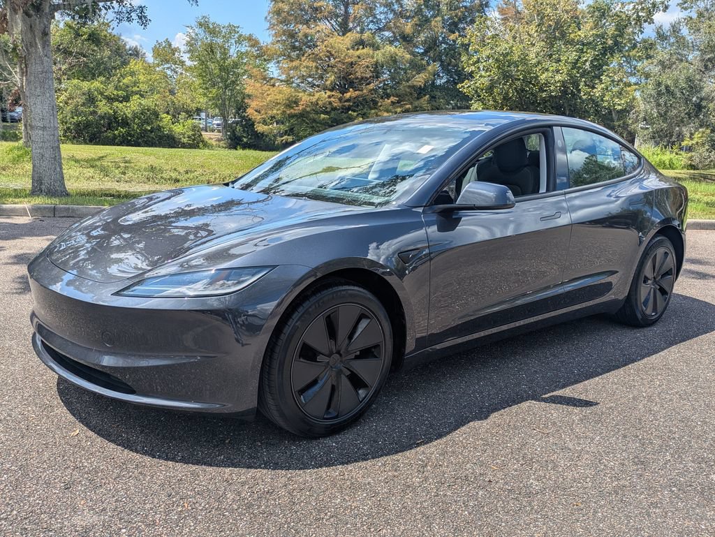Used 2025 Tesla Model 3 Long Range RWD image 8
