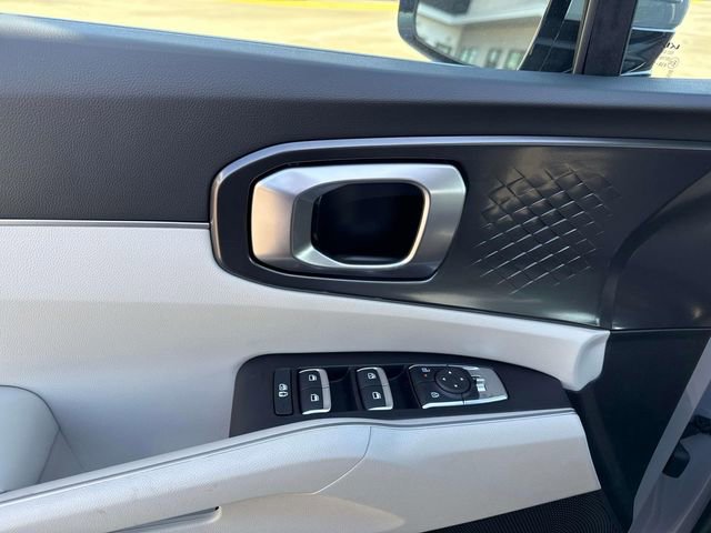 New 2026 Kia Sorento S w/ S Panoramic Sunroof Package FWD image 24