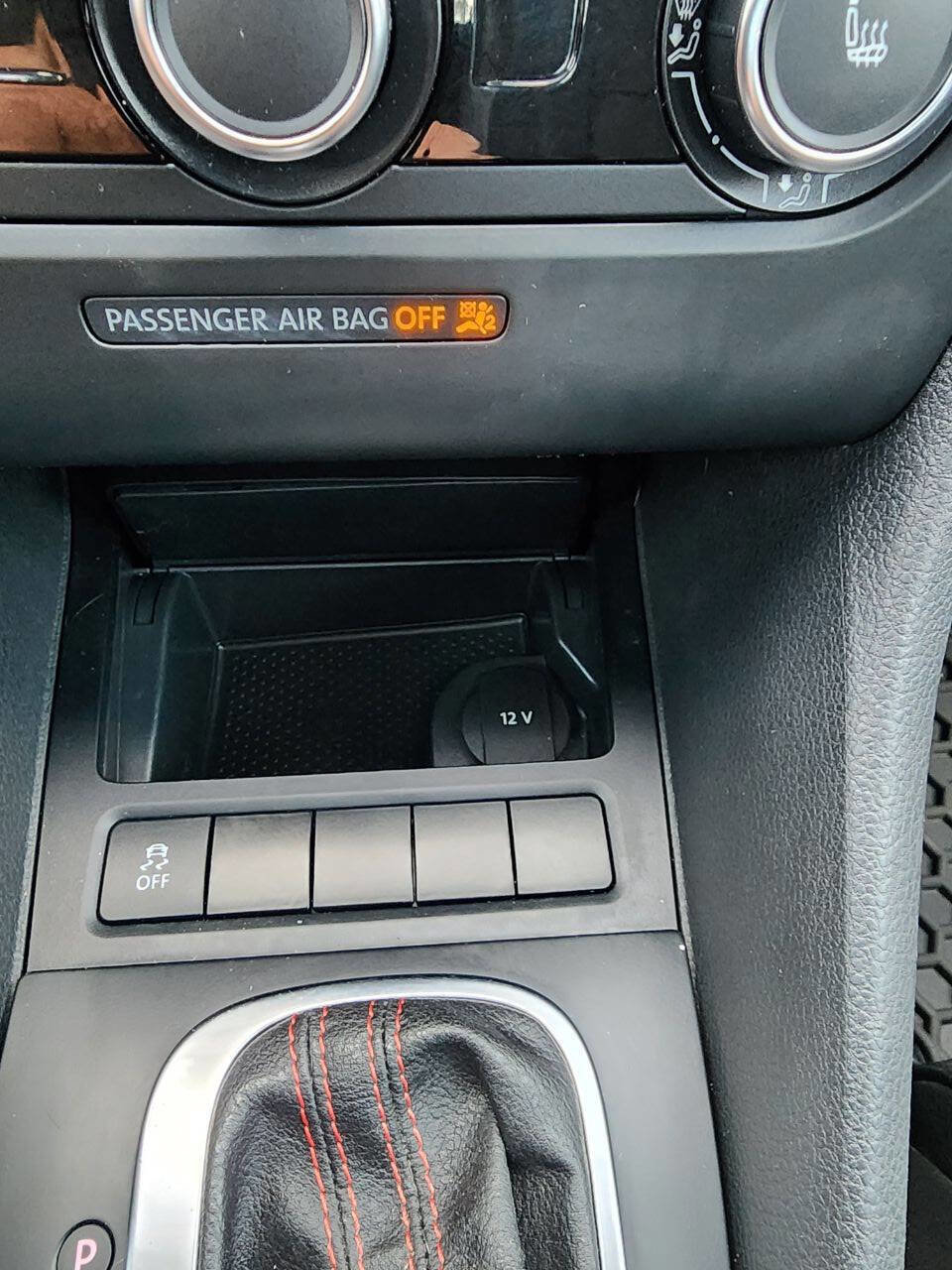 Used 2013 Volkswagen GTI Driver's Edition FWD image 28