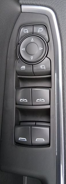 Used 2025 GMC Sierra 1500 Denali AWD/4WD image 12