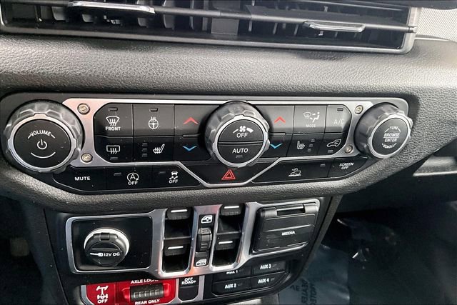 Used 2024 Jeep Wrangler Willys image 33