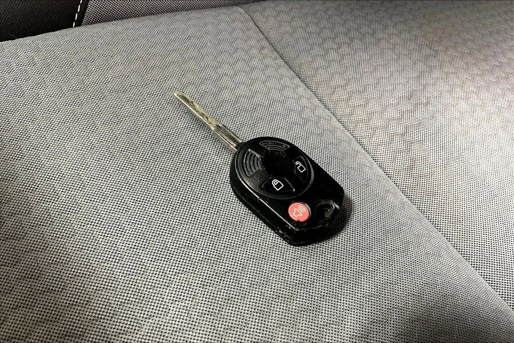 Used 2017 Ford Escape SE image 13