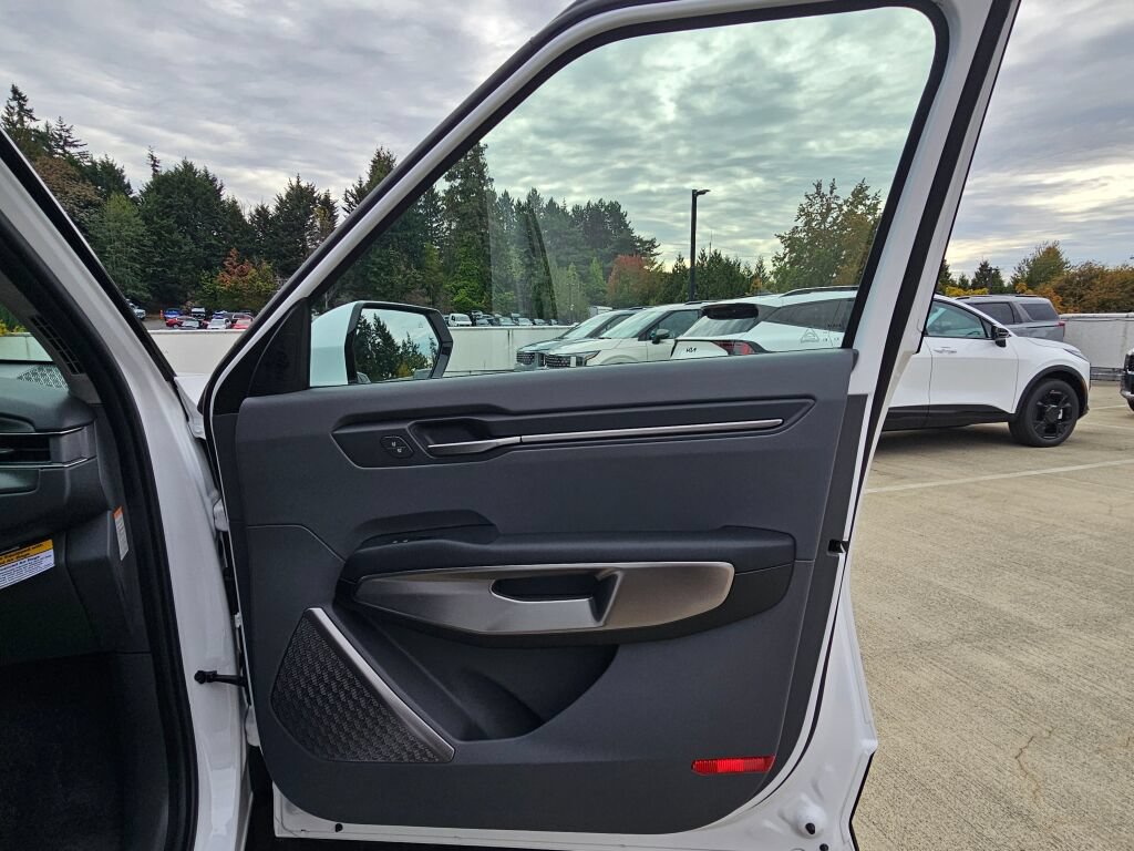 New 2026 Kia EV9 Wind AWD/4WD image 30