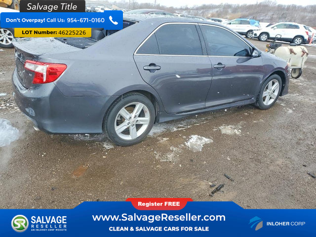 Used 2012 Toyota Camry SE image 4