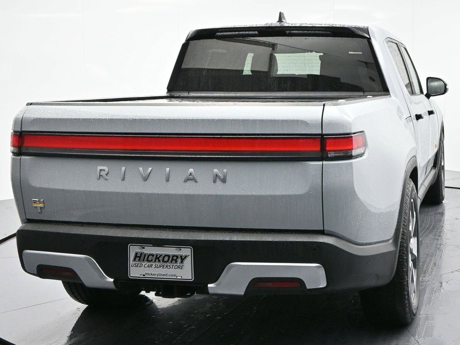 Used 2022 Rivian R1T Adventure image 6