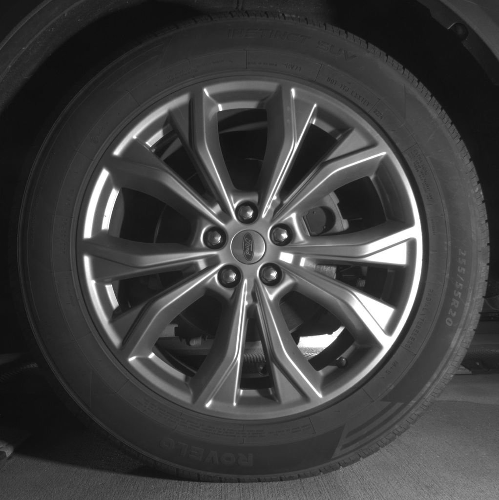 Used 2021 Ford Explorer XLT w/ Equipment Group 202A image 13