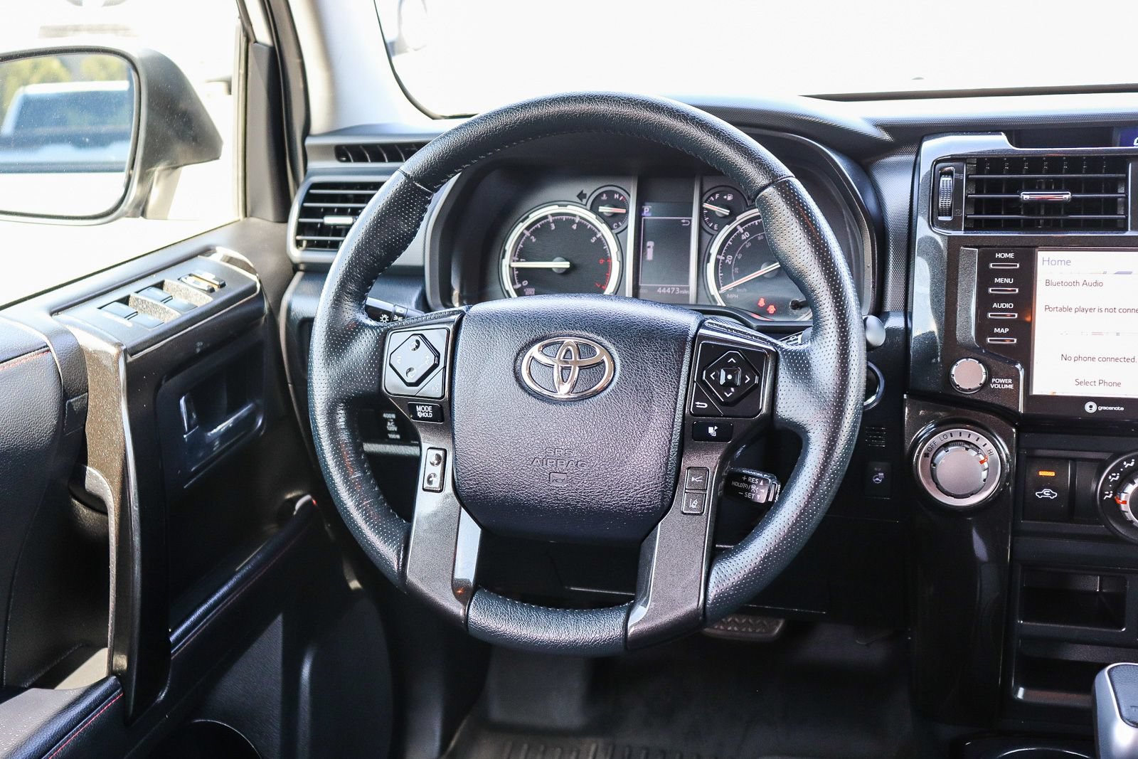 Certified 2023 Toyota 4Runner TRD Off-Road Premium AWD/4WD image 18