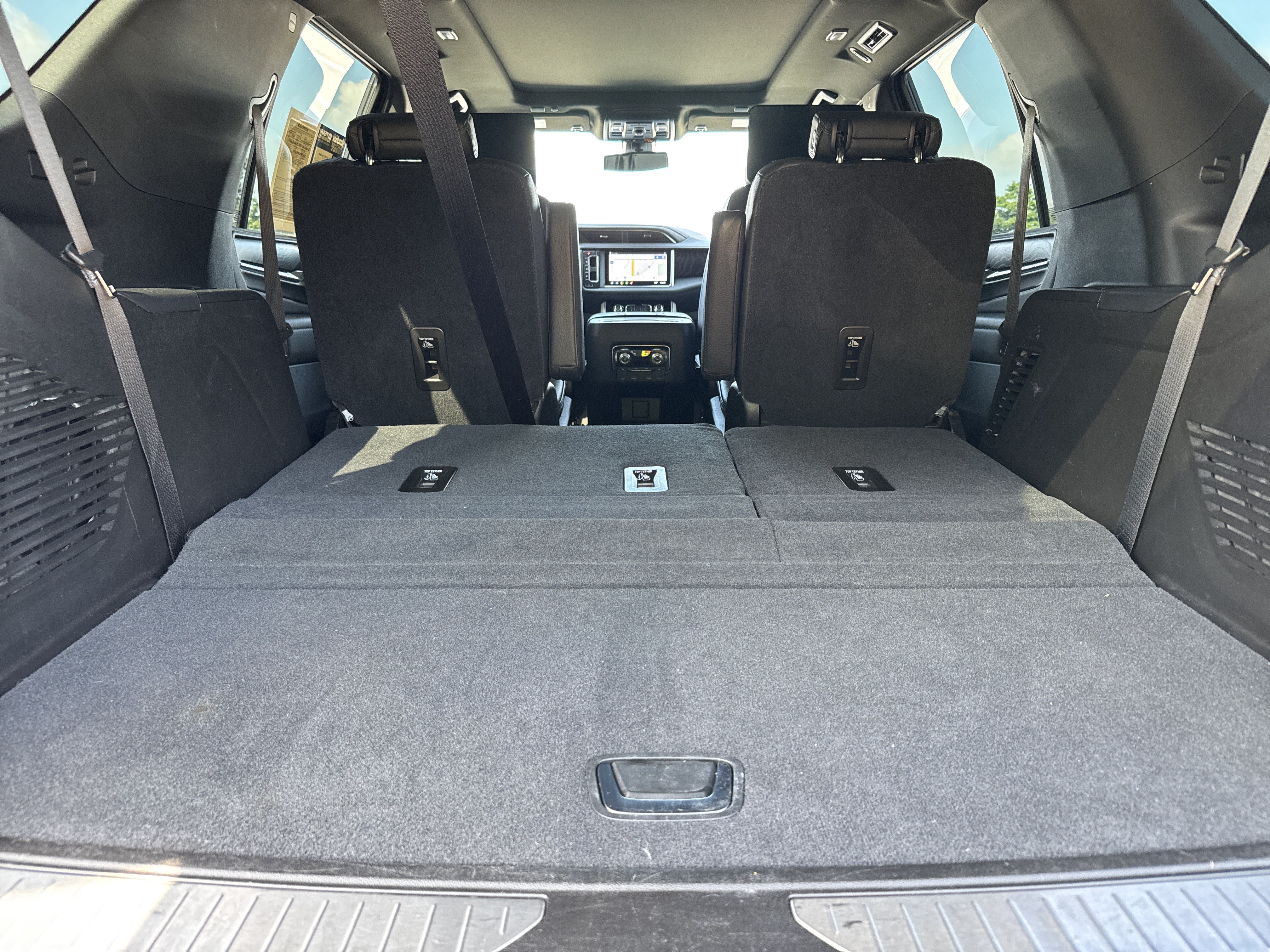 Used 2021 GMC Yukon Denali AWD/4WD image 38