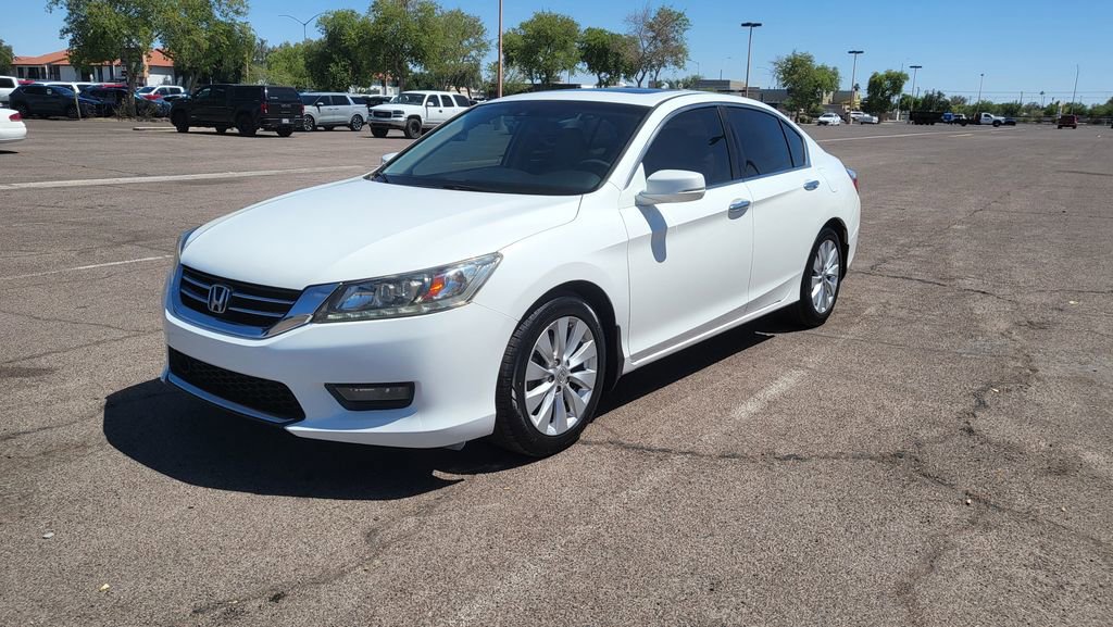 Used 2014 Honda Accord Touring image 3
