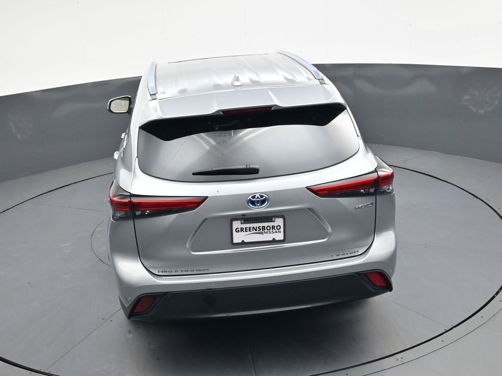 Used 2023 Toyota Highlander Limited image 28