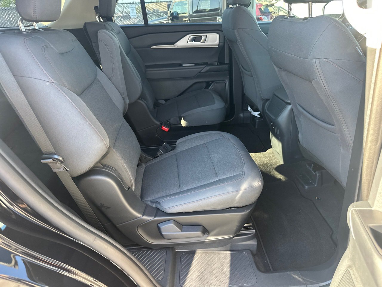 New 2026 Ford Explorer Active RWD image 15