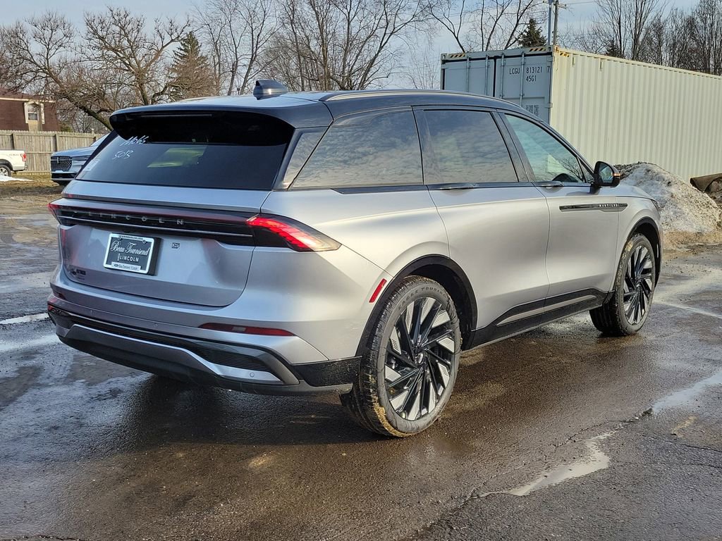 New 2026 Lincoln Nautilus Reserve AWD/4WD image 4