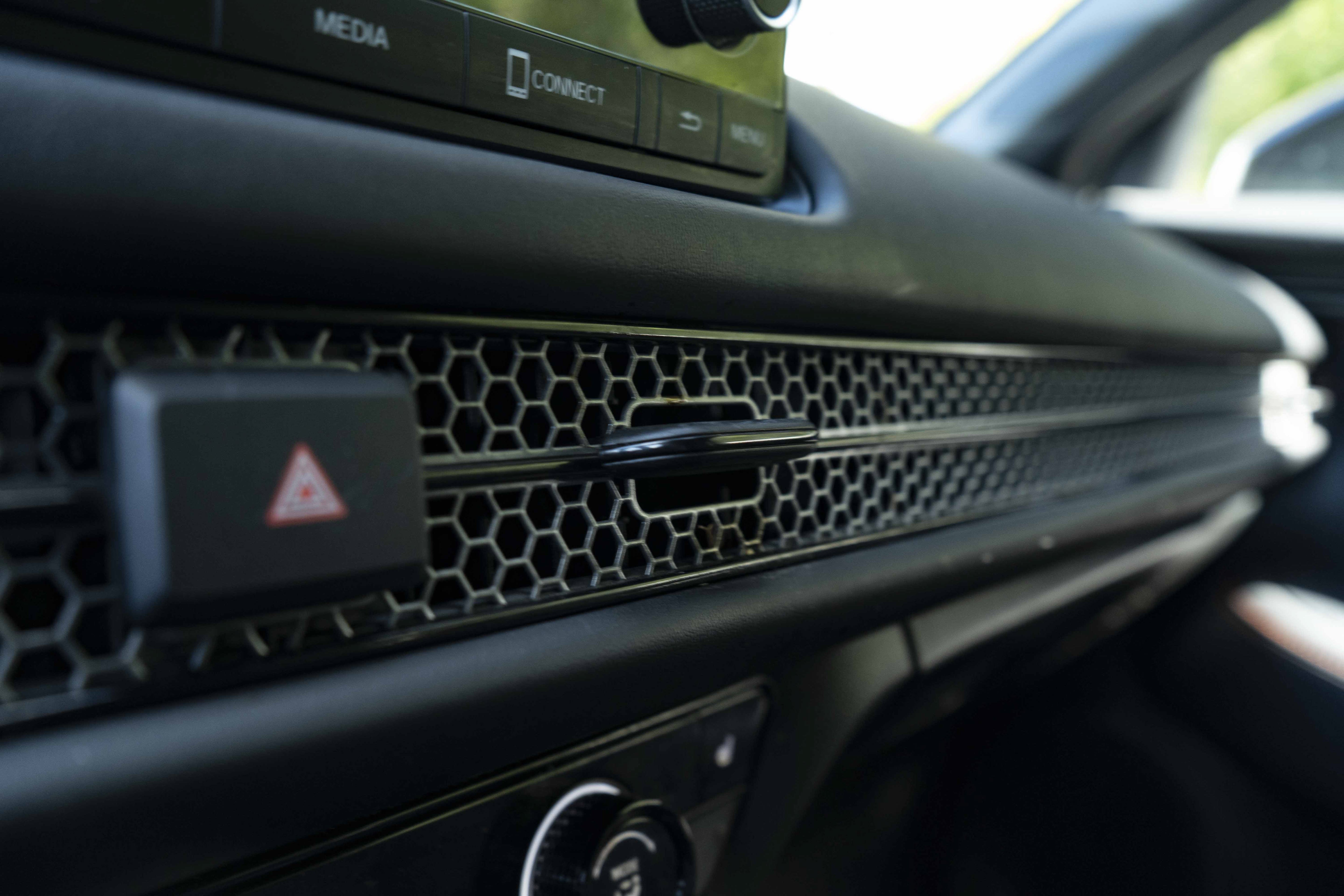 Certified 2025 Honda HR-V Sport image 31