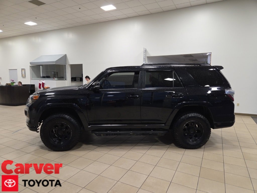 Used 2019 Toyota 4Runner Limited image 1