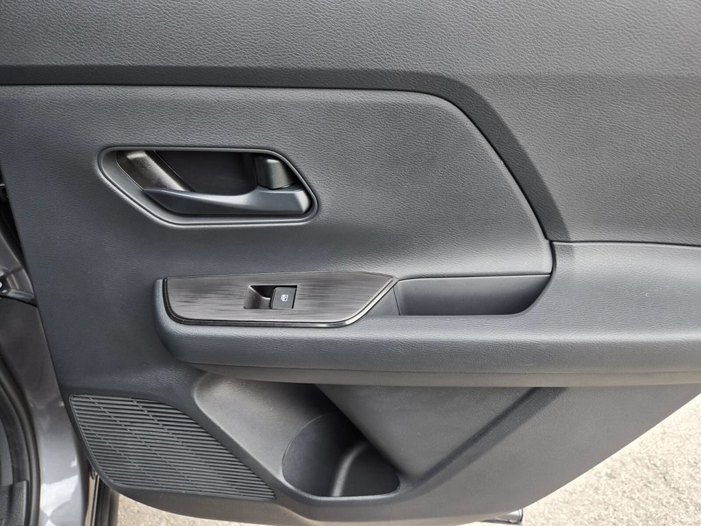 Used 2026 Nissan Kicks S FWD image 23