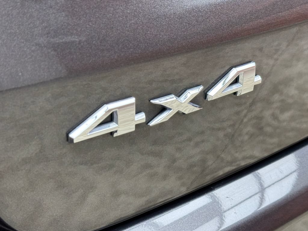 Used 2023 Jeep Compass Limited AWD/4WD image 3
