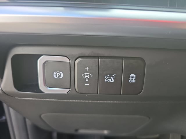 Used 2026 Hyundai Santa Fe SEL FWD image 27
