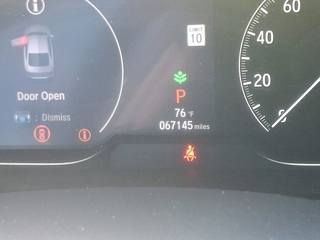 Used 2018 Honda Accord EX image 19