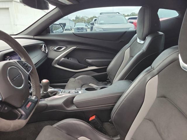 Used 2019 Chevrolet Camaro SS image 11