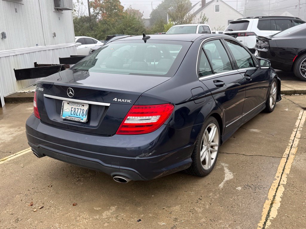 Used 2013 Mercedes-Benz C 300 4MATIC Sedan image 6