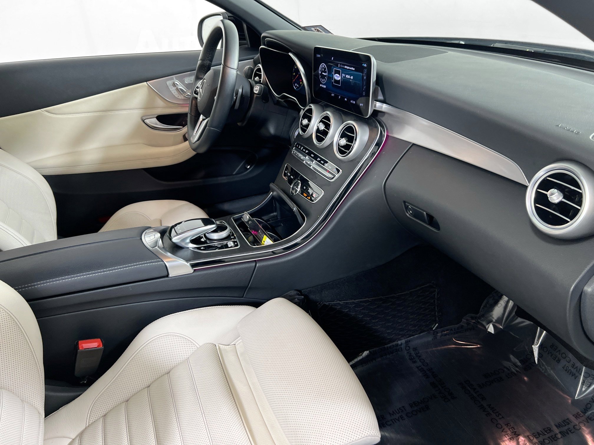 Used 2020 Mercedes-Benz C 300 4MATIC Cabriolet image 28