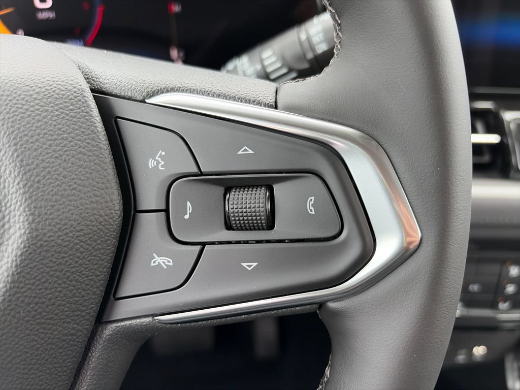 New 2026 Chevrolet TrailBlazer LT w/ Midnight Edition FWD image 12