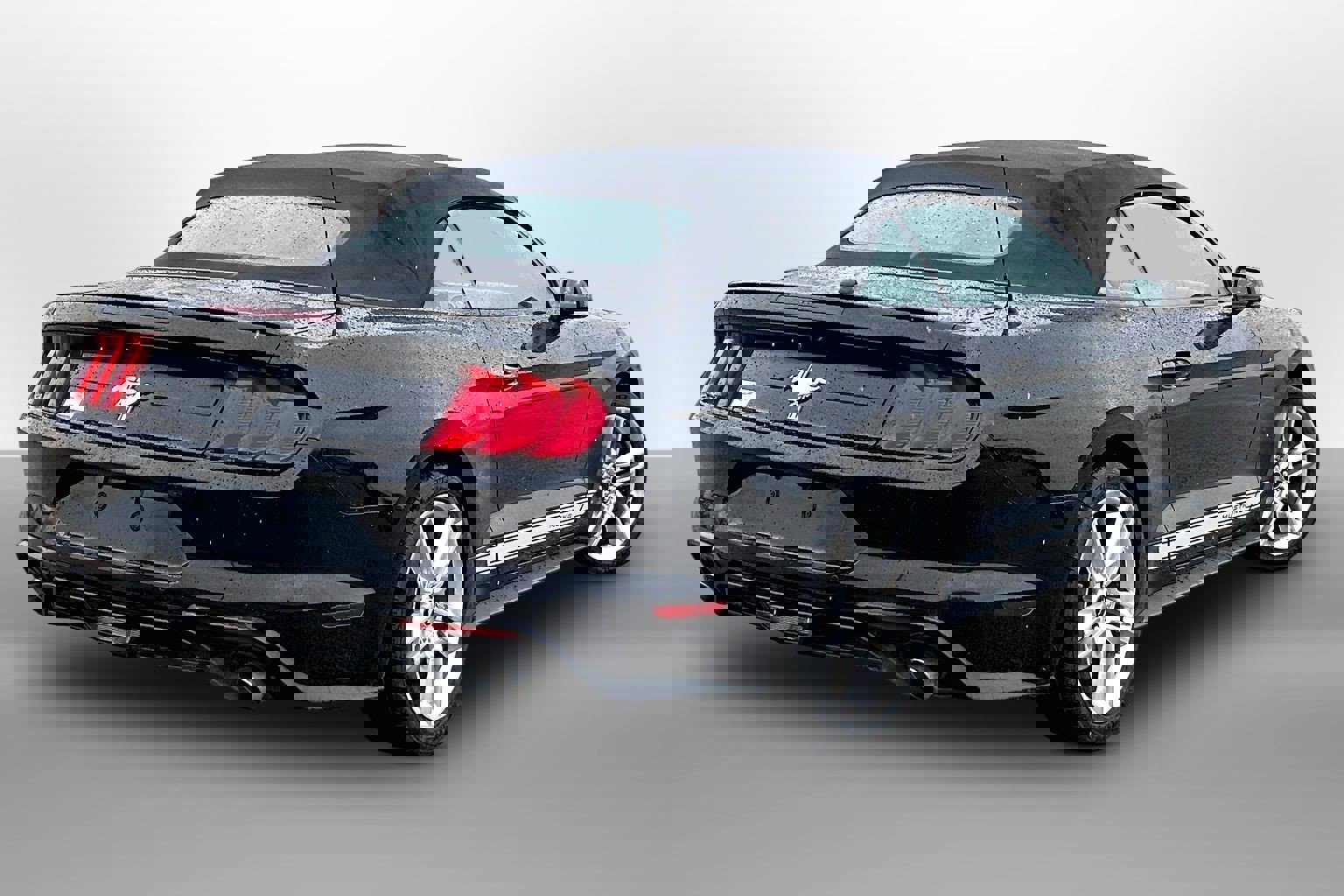 Used 2020 Ford Mustang Premium w/ Equipment Group 201A image 10