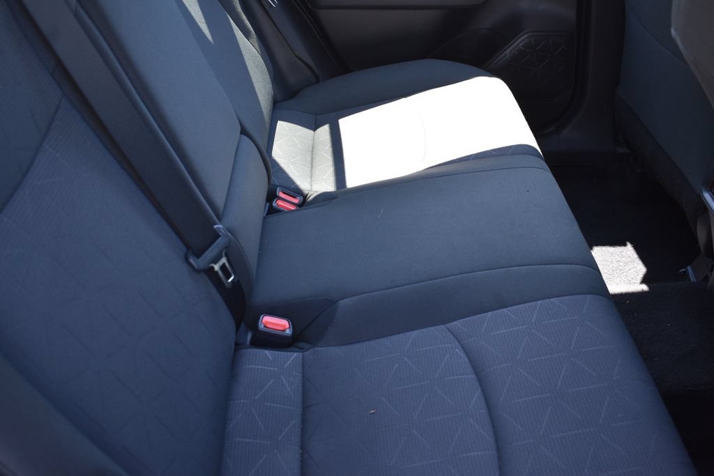 Used 2025 Toyota RAV4 XLE FWD image 28