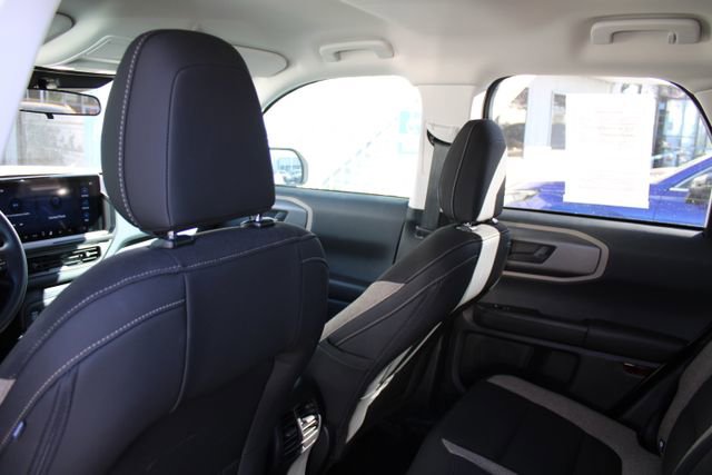 Used 2025 Ford Bronco Sport Big Bend image 13