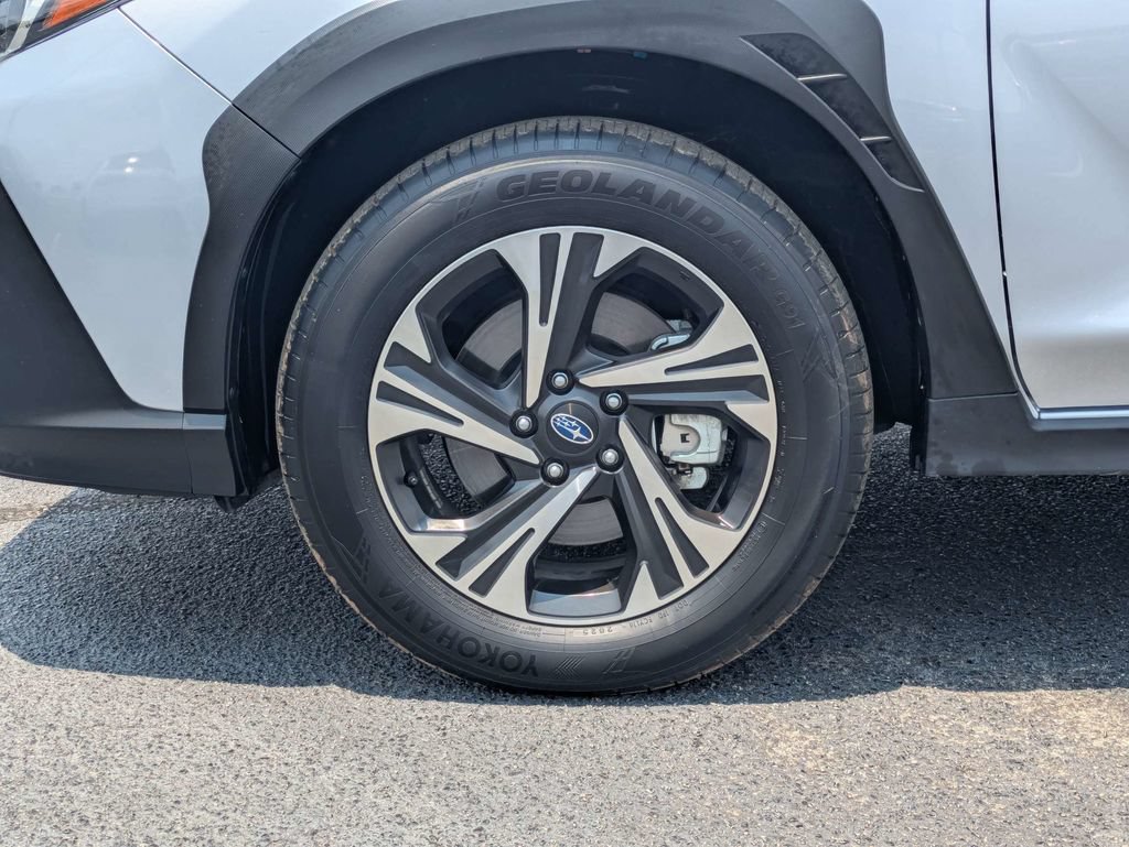 Certified 2025 Subaru Crosstrek 2.5i Premium AWD/4WD image 12