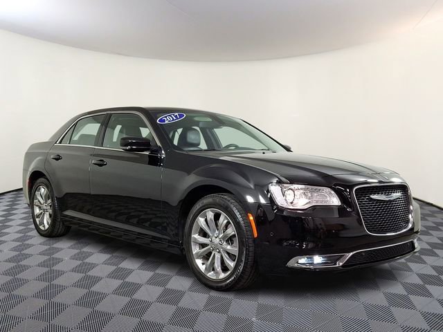 Used 2017 Chrysler 300 Limited w/ 300 Premium Group
