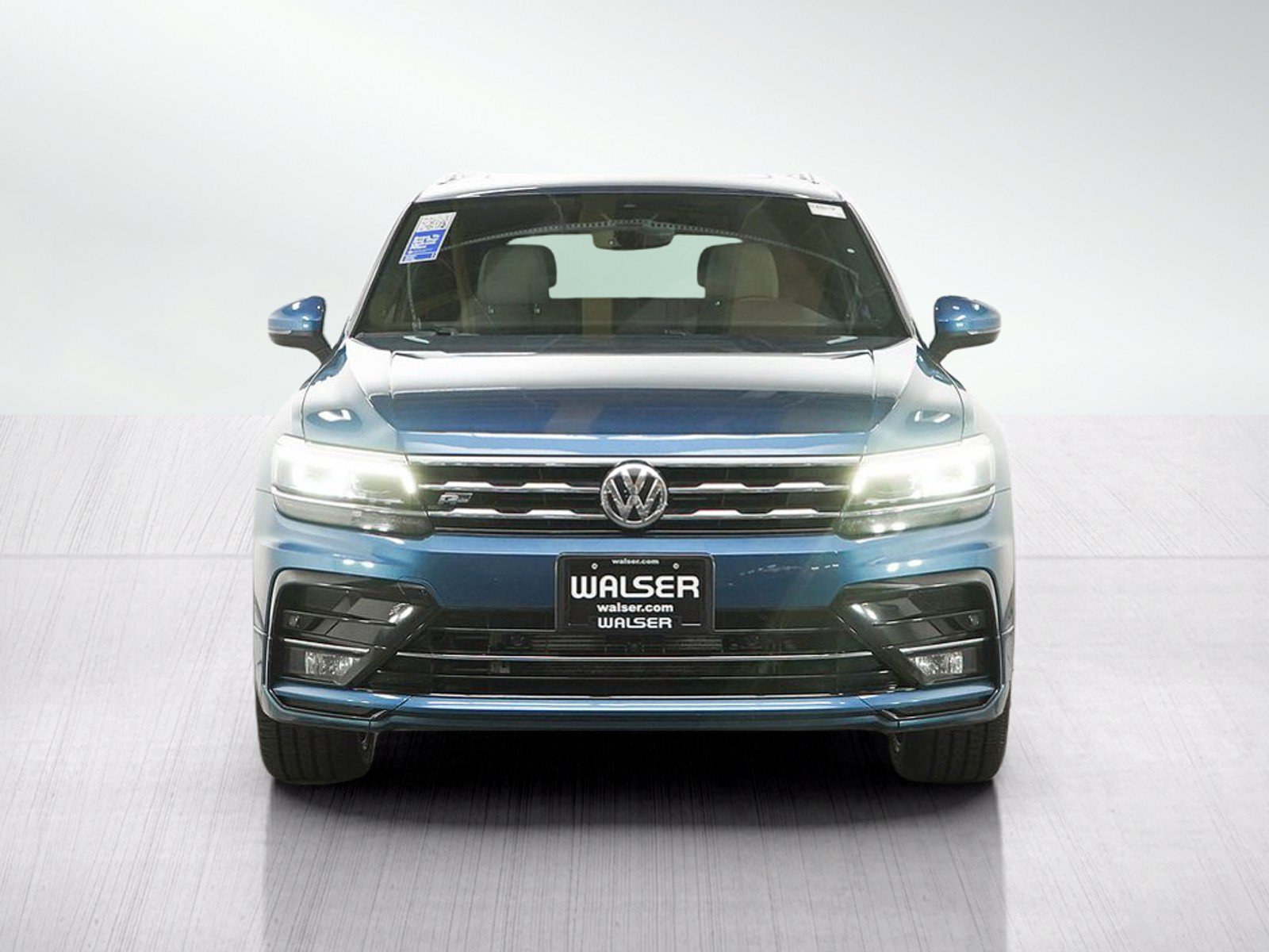 Used 2020 Volkswagen Tiguan SEL Premium R-Line AWD/4WD image 8